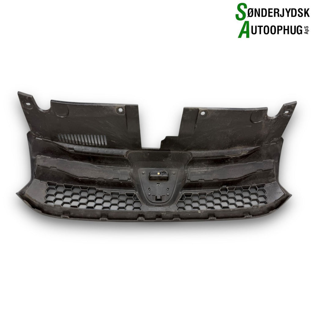Dacia Sandero Ll Frontgitter Med OEM Nr. 623103971R Fra Dacia Ophugger