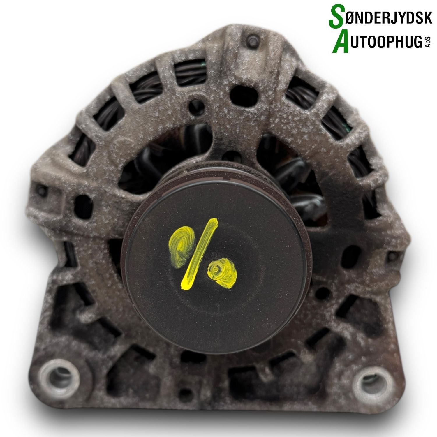 Dacia Sandero Ll Generator Med OEM Nr. 231005933R Fra Dacia Ophugger