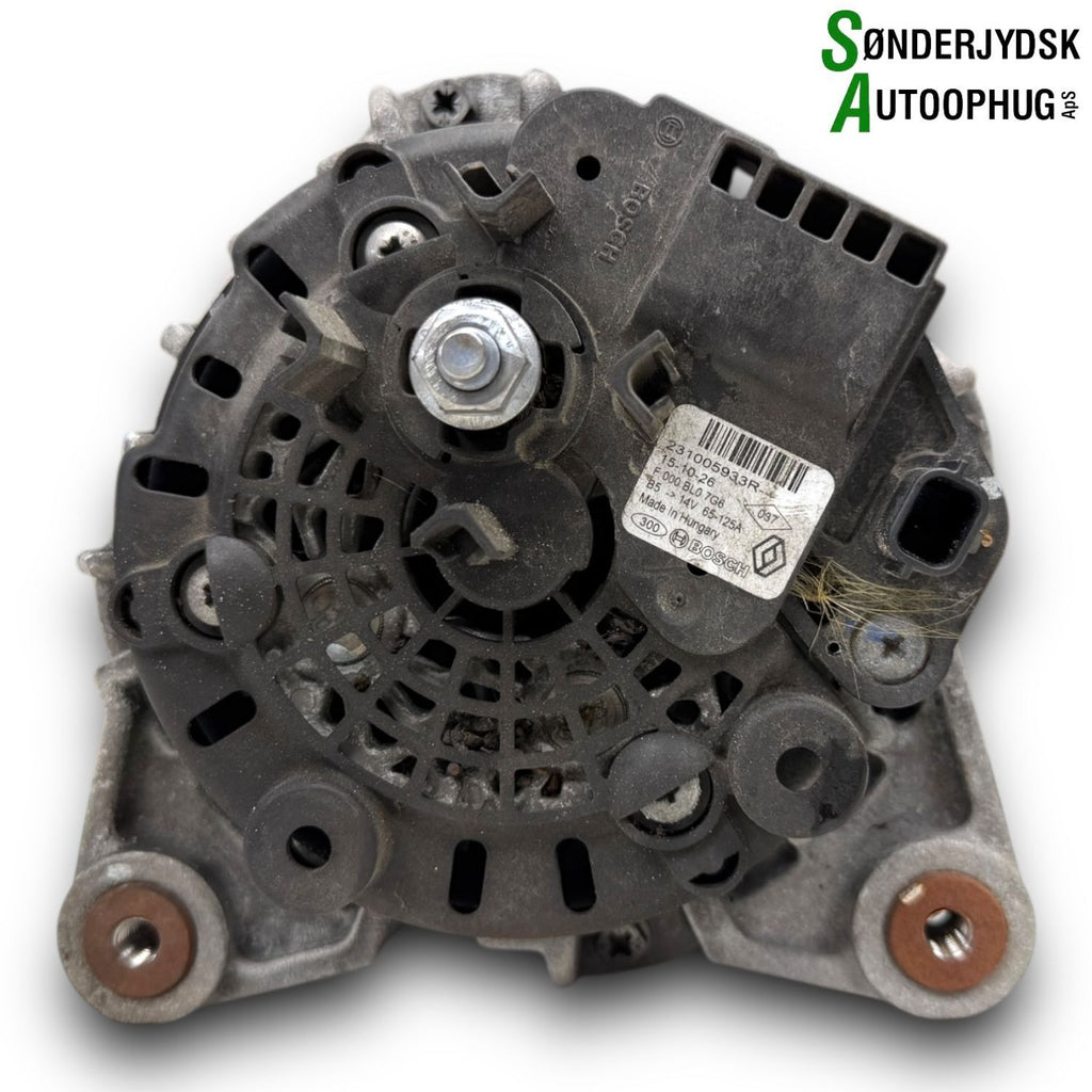Dacia Sandero Ll Generator Med OEM Nr. 231005933 Fra Dacia Ophugger