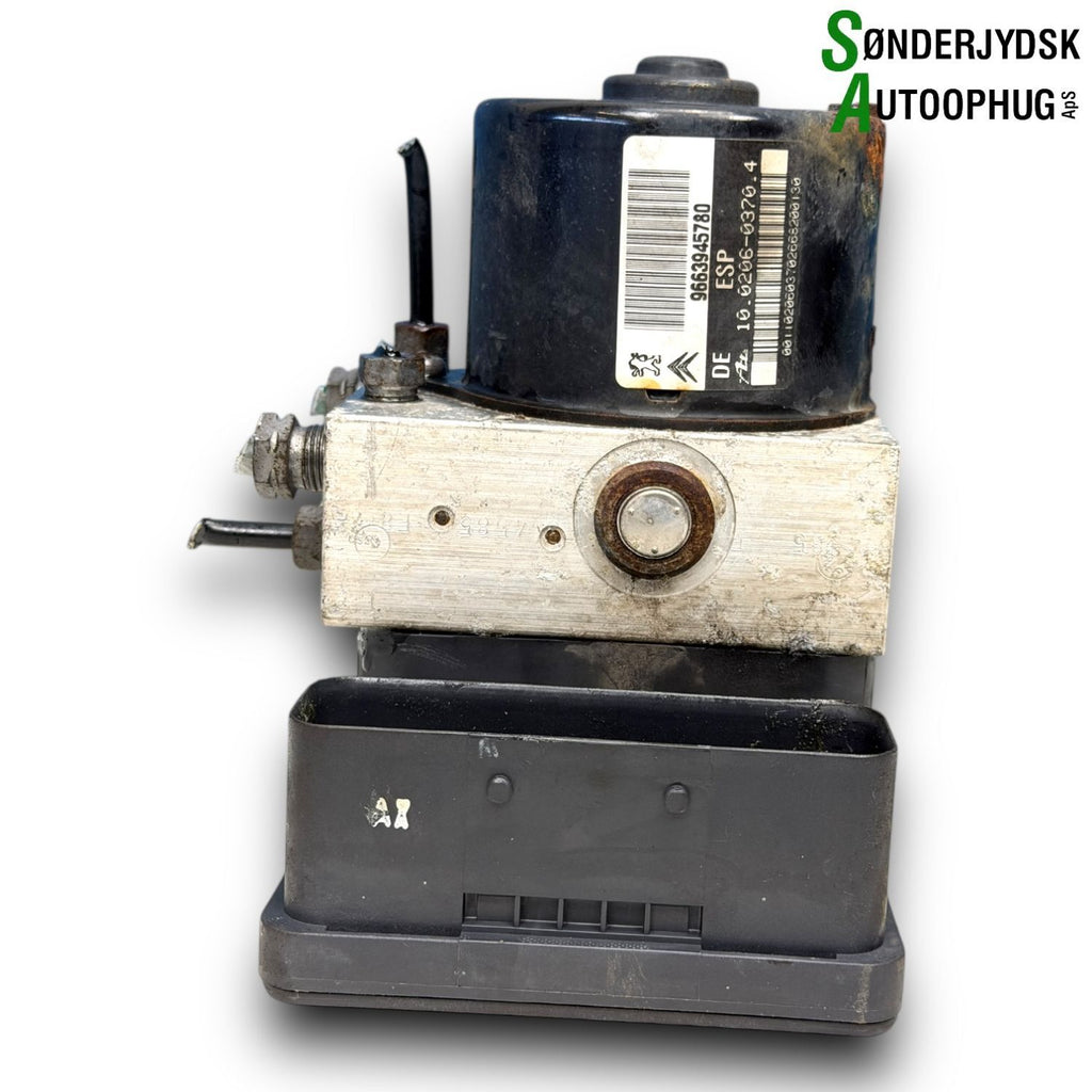 Peugeot 207 ABS Pumpe Med OEM Nr. 10096011973 Fra Peugeot Ophugger