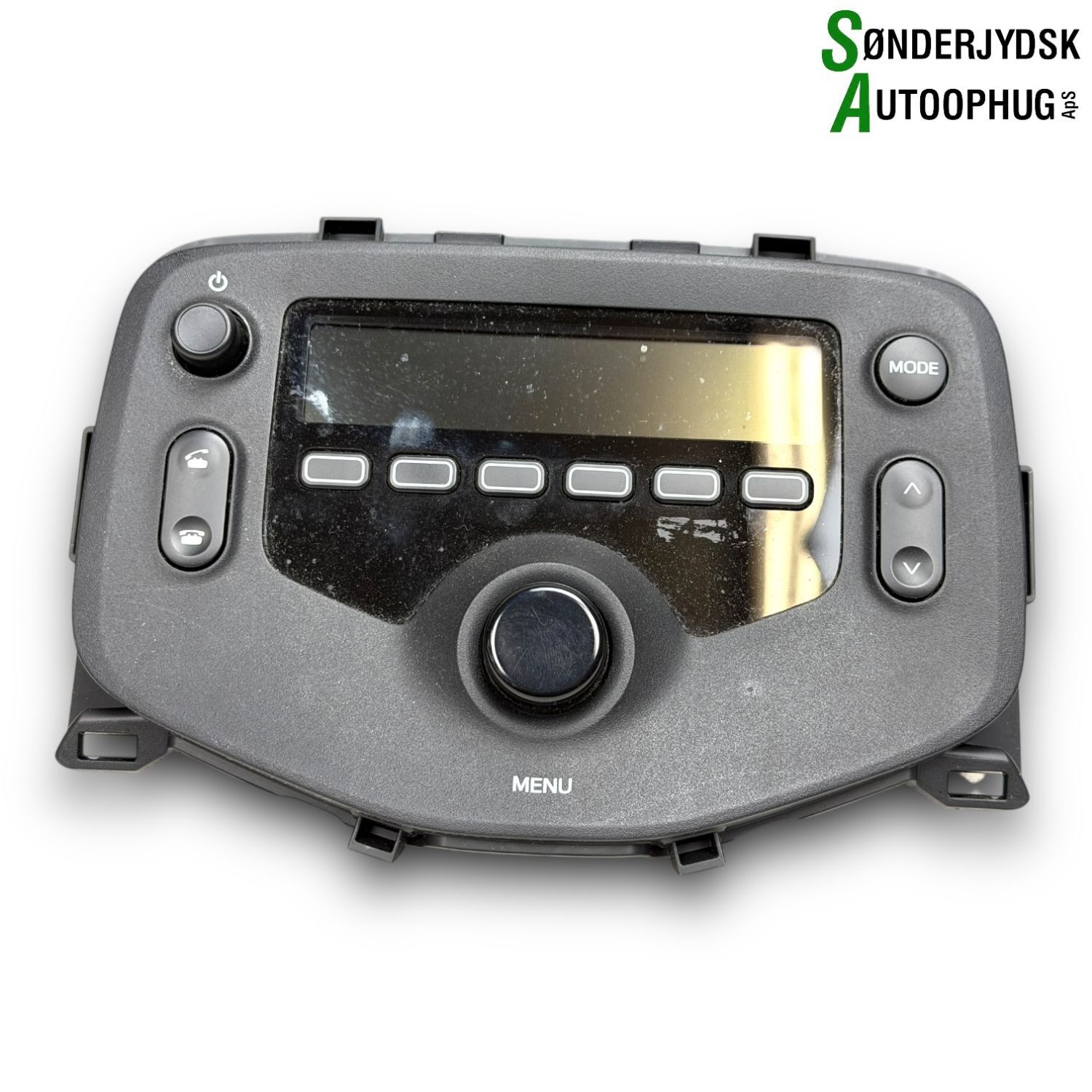 Peugeot 108 Radio Med OEM Nr. 861200H050 Fra Peugeot Ophugger