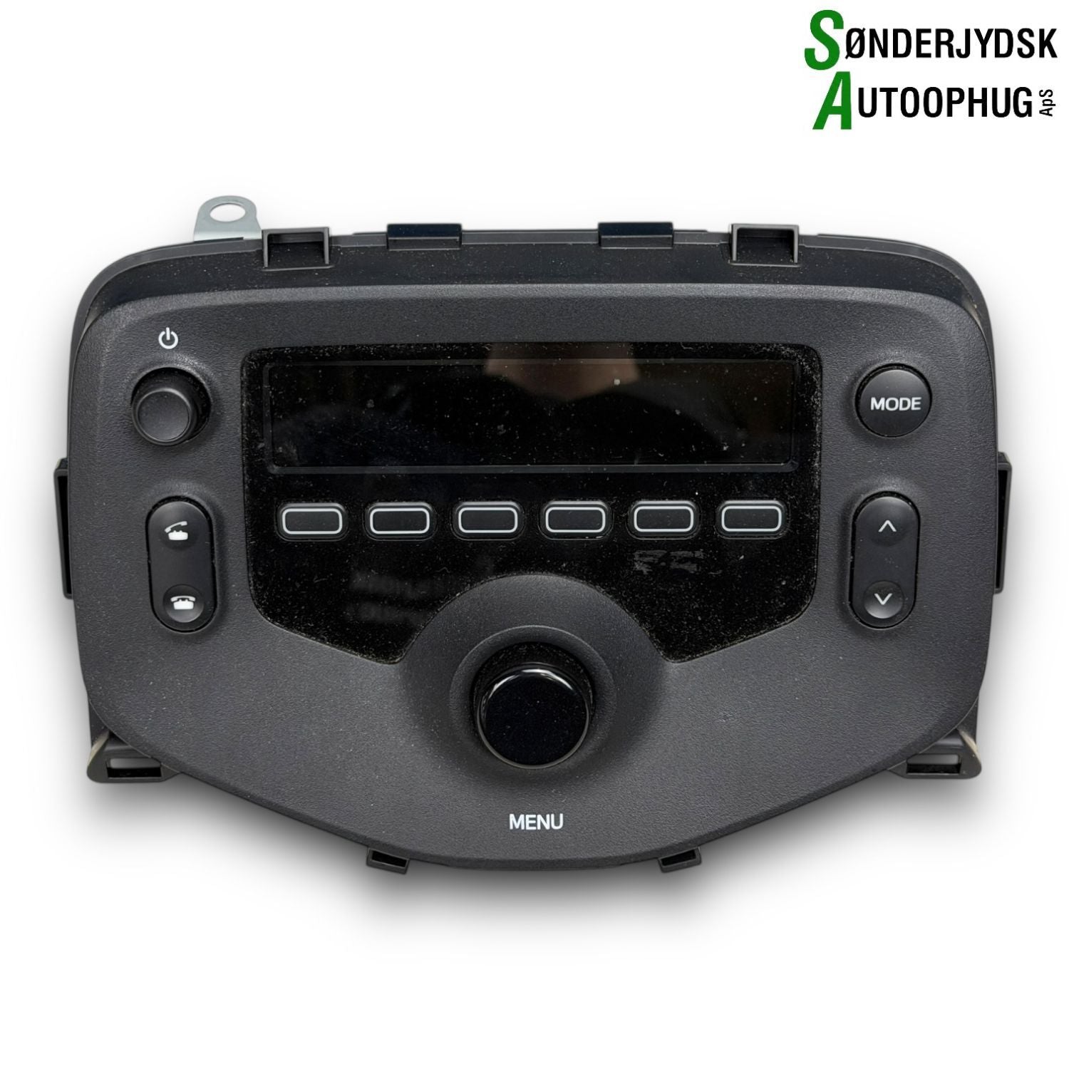 Peugeot 108 Radio Med OEM Nr. B000792480 Fra Peugeot Ophugger
