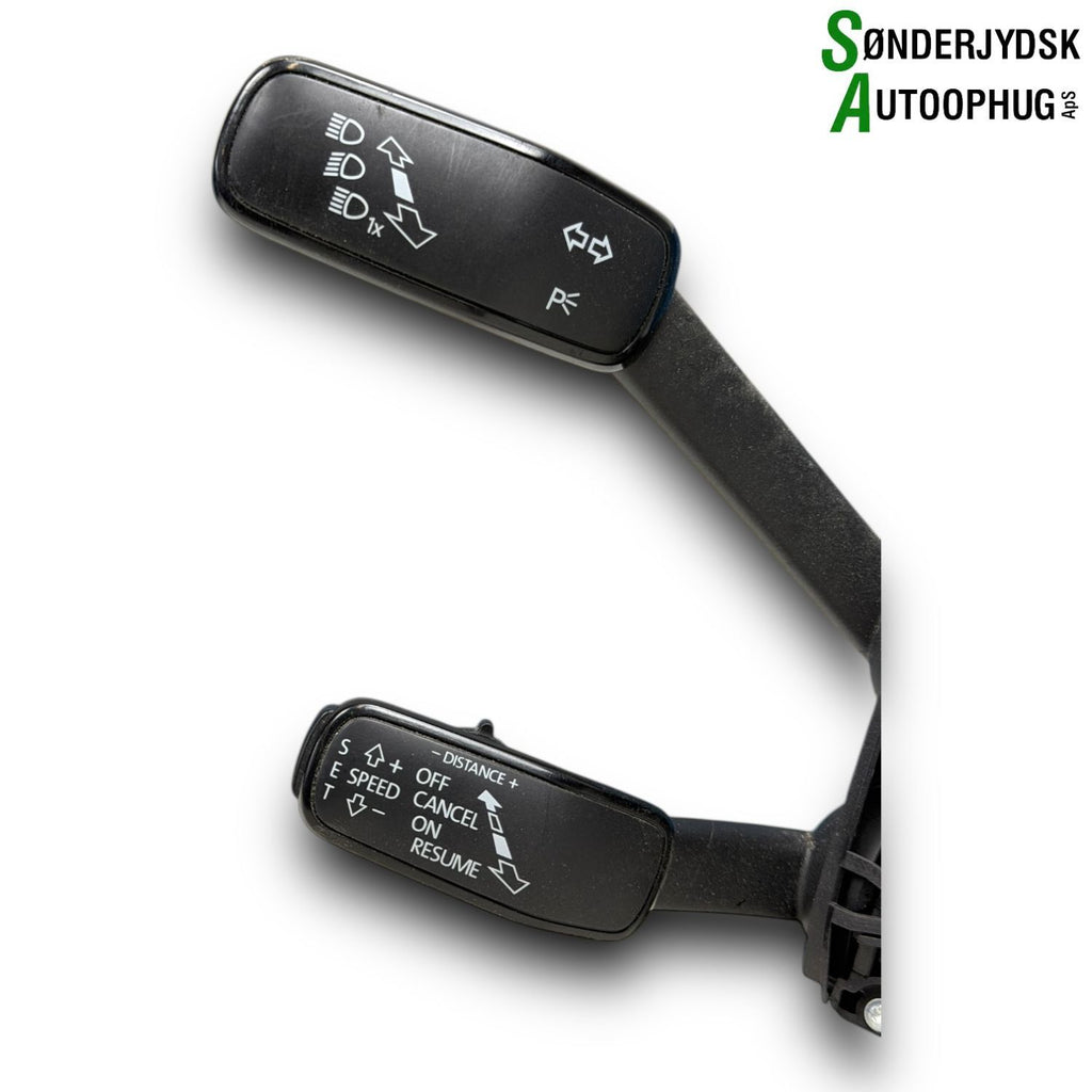 Skoda Fabia Kontakt Combi Med OEM Nr. 5Q0953502AT Fra Skoda Ophugger