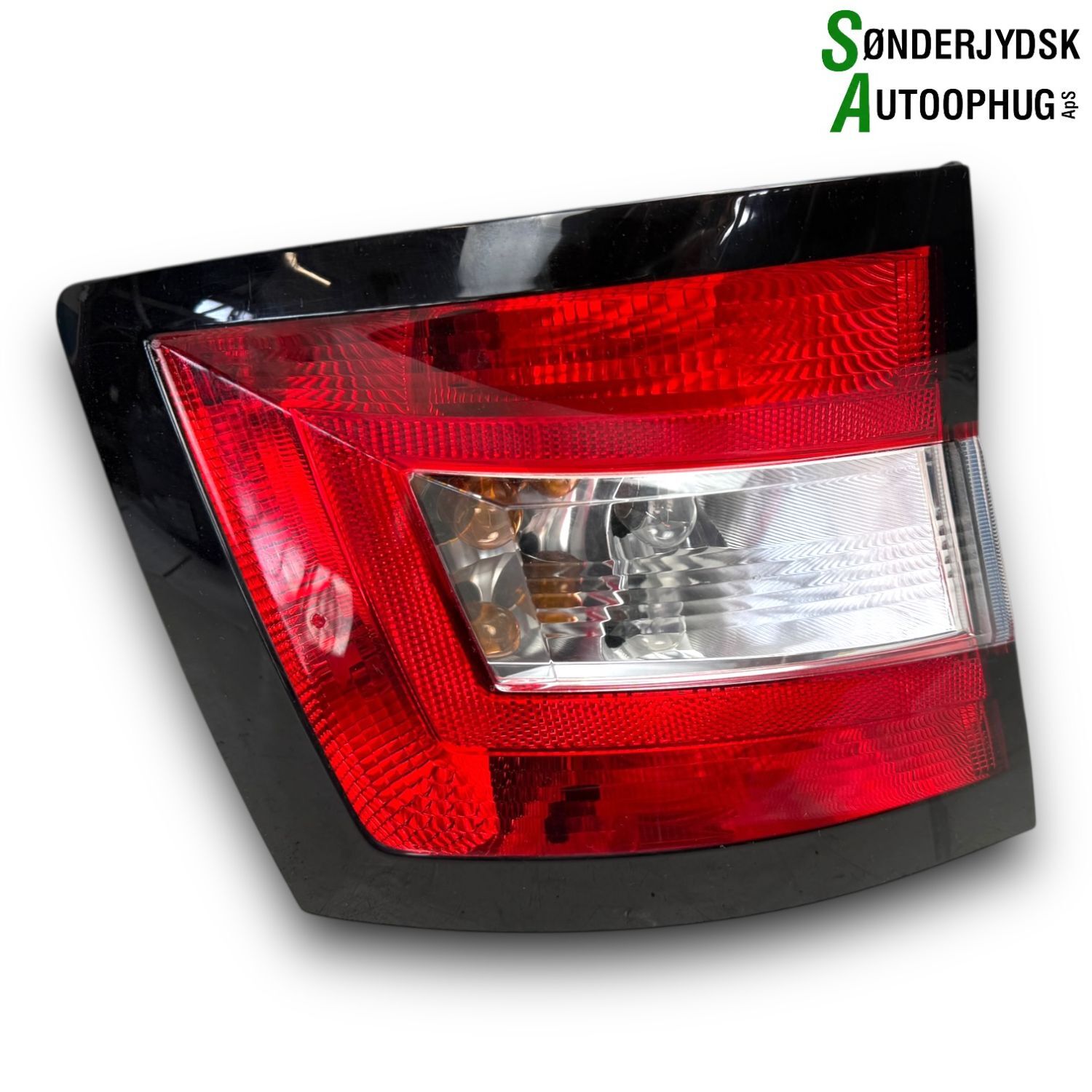 Skoda Fabia Baglygte Med OEM Nr. 6V9945111 Fra Skoda Ophugger