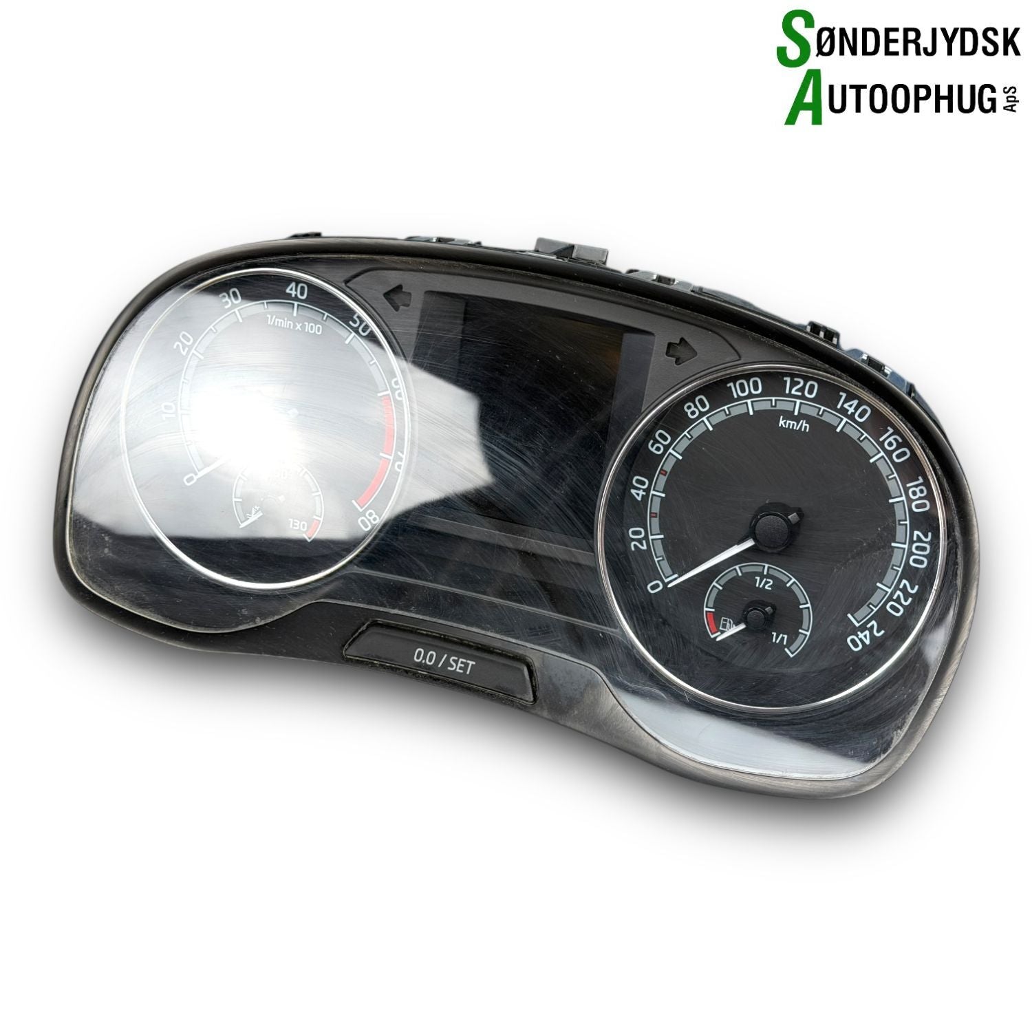 Skoda Fabia Speedometer - Instrument Med OEM Nr. 6V0920740E Fra Skoda Ophugger