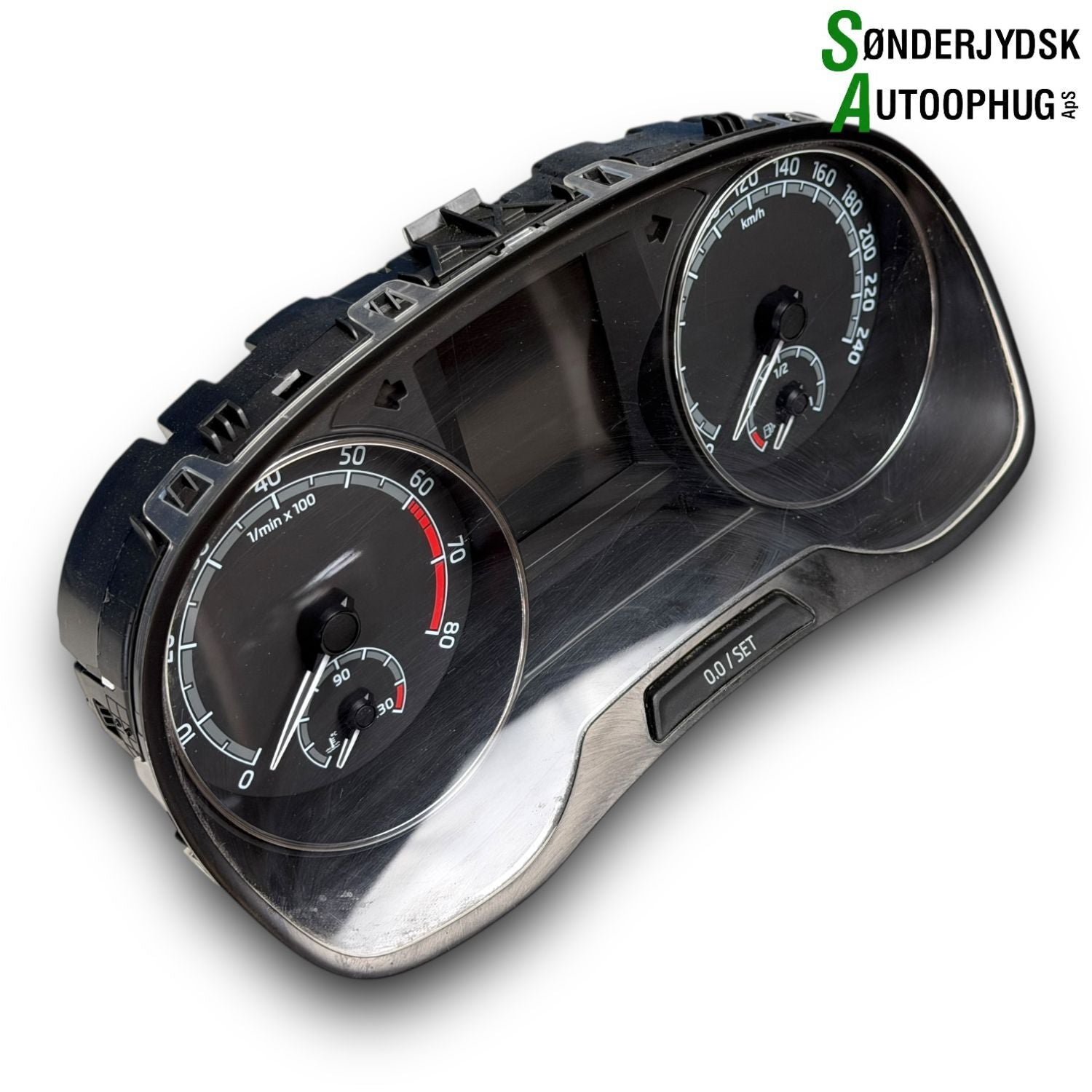 Skoda Fabia Speedometer - Instrument Med OEM Nr. 6V0920740E Fra Skoda Ophugger