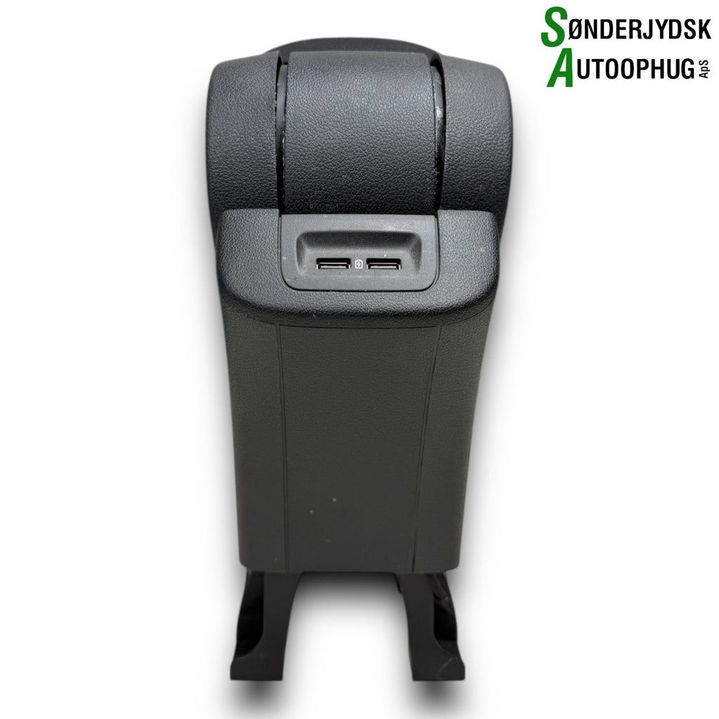 Skoda Fabia Armlæn Med OEM Nr. 5Q0035726L Fra Skoda Ophugger