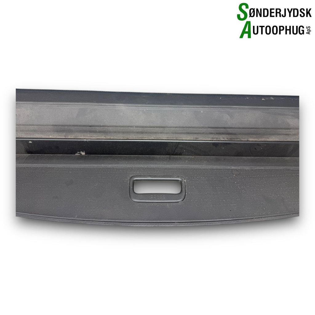 Skoda Fabia Bagageafdæk/Rullegar. STC Med OEM Nr. 6V9867871BTG9 Fra Skoda Ophugger