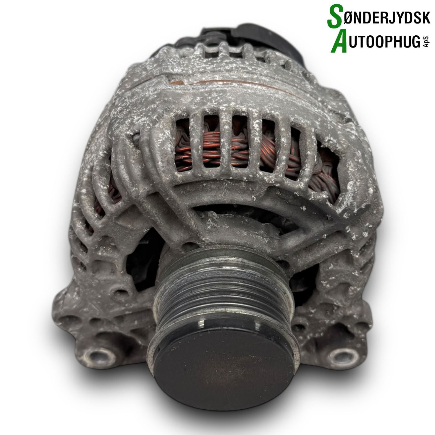 Audi A4 Generator Med OEM Nr. 06F903023F Fra Audi Ophugger