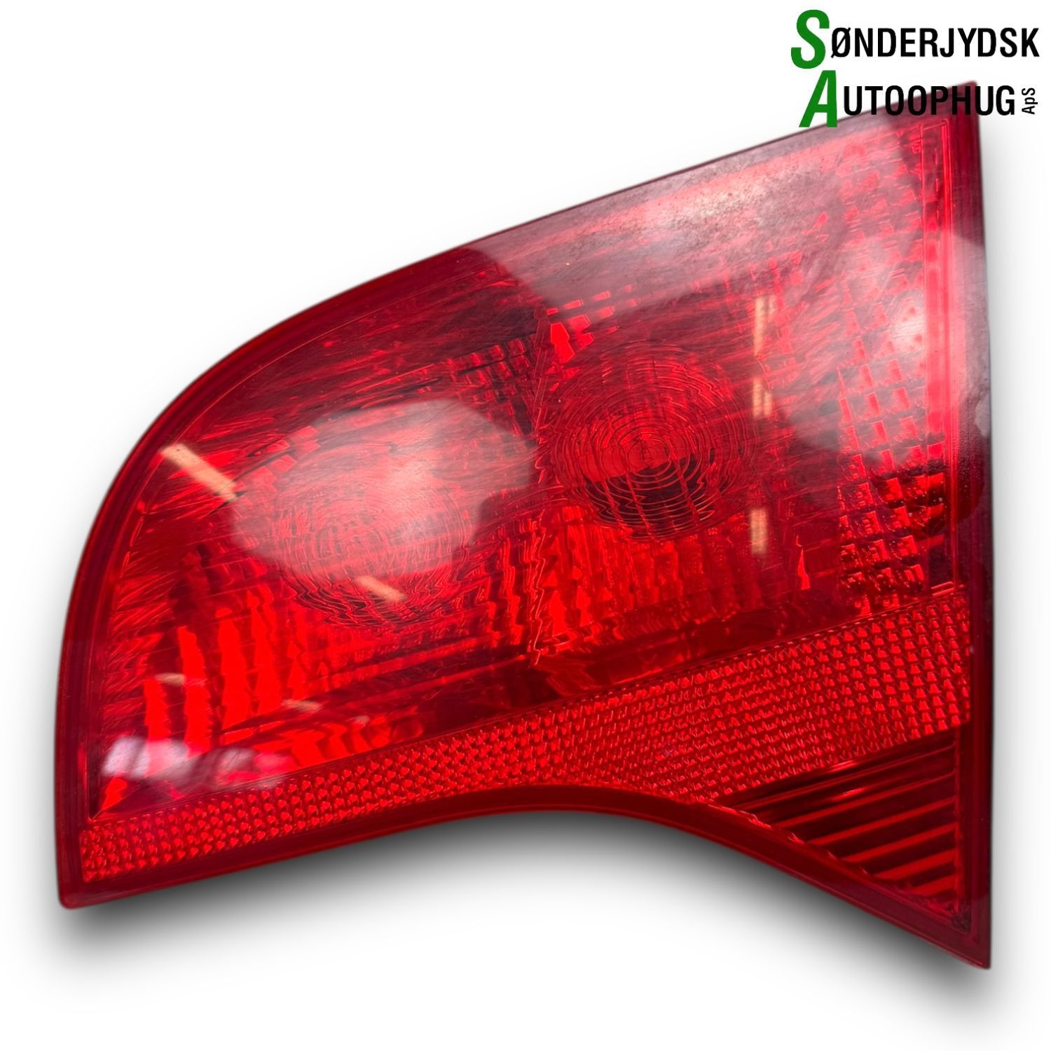 Audi A4 Baglygte Med OEM Nr. 8E9945094A Fra Audi Ophugger