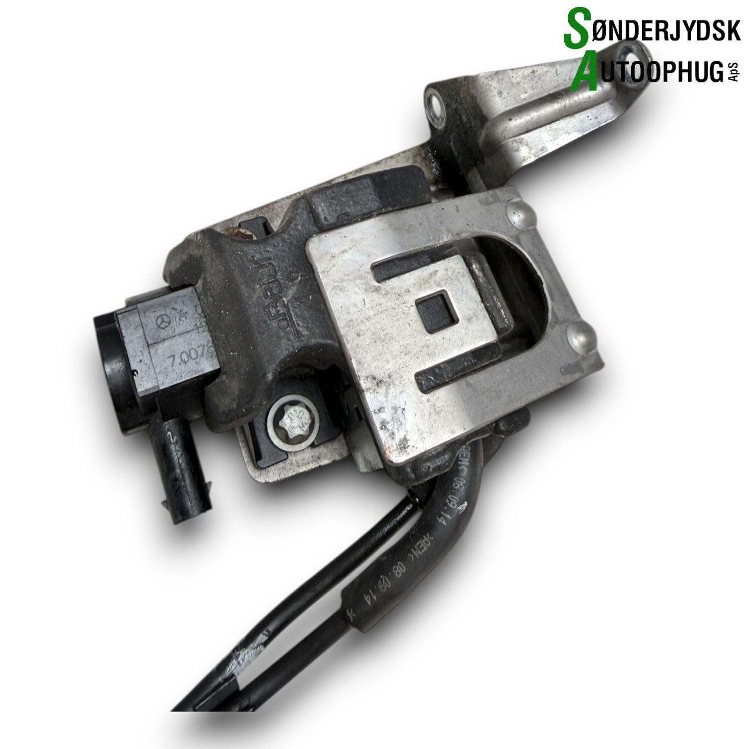 Mercedes-Benz Mercedes C W205 Vacuum Ventil Med OEM Nr. 0101531328 Fra Mercedes-Benz Ophugger
