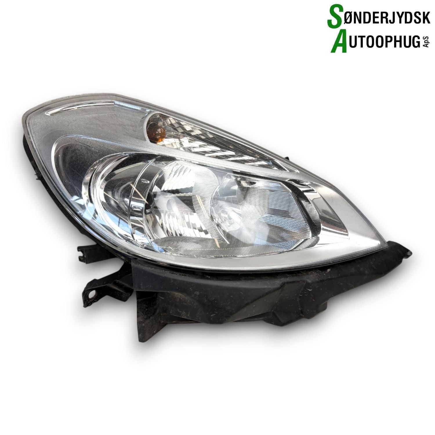 Renault Clio 3 Forlygte Med OEM Nr. 260100203R Fra Renault Ophugger