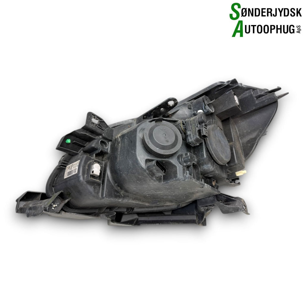Renault Clio 3 Forlygte Med OEM Nr. 260100203R Fra Renault Ophugger