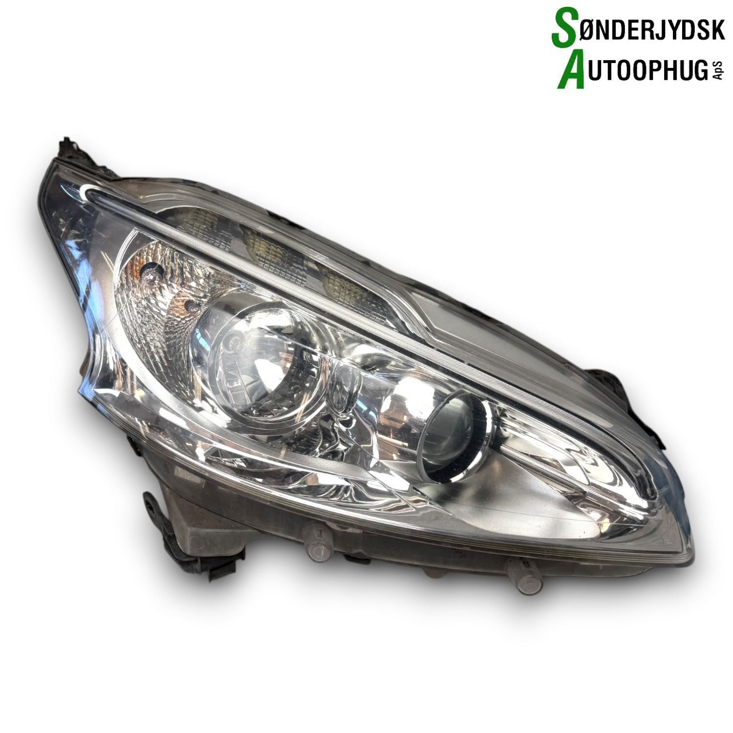 Peugeot 208 Forlygte Med OEM Nr. 1608206680 Fra Peugeot Ophugger