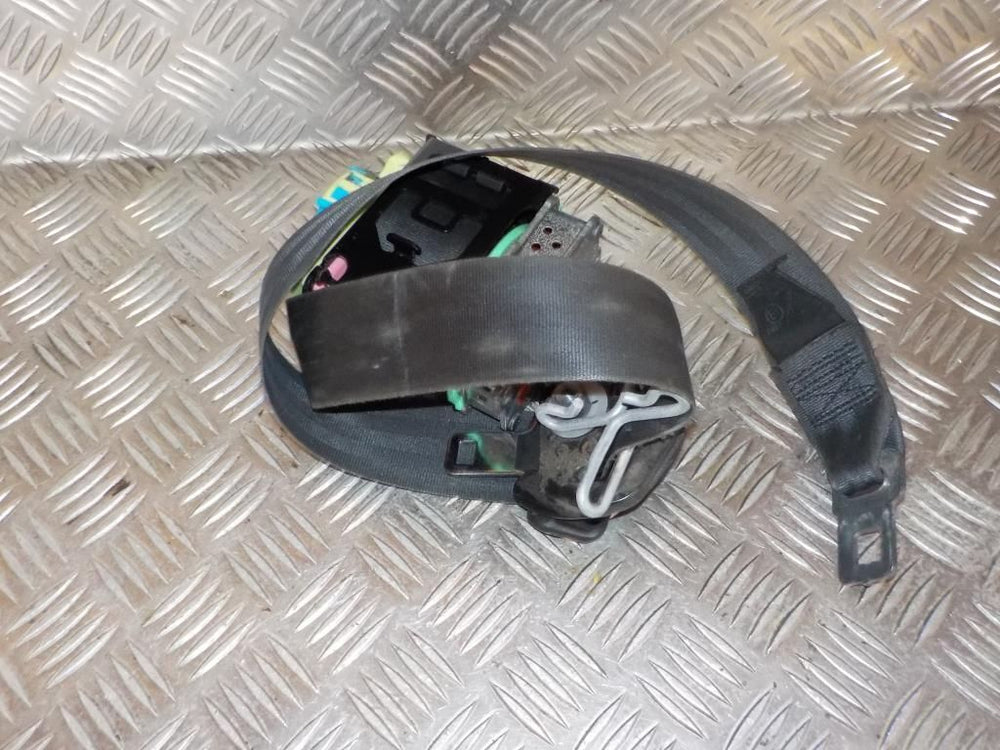 Citroen C4 Grand Picasso Sikkerhedsseler For Med OEM Nr. 8974XJ Fra Citroen Ophugger