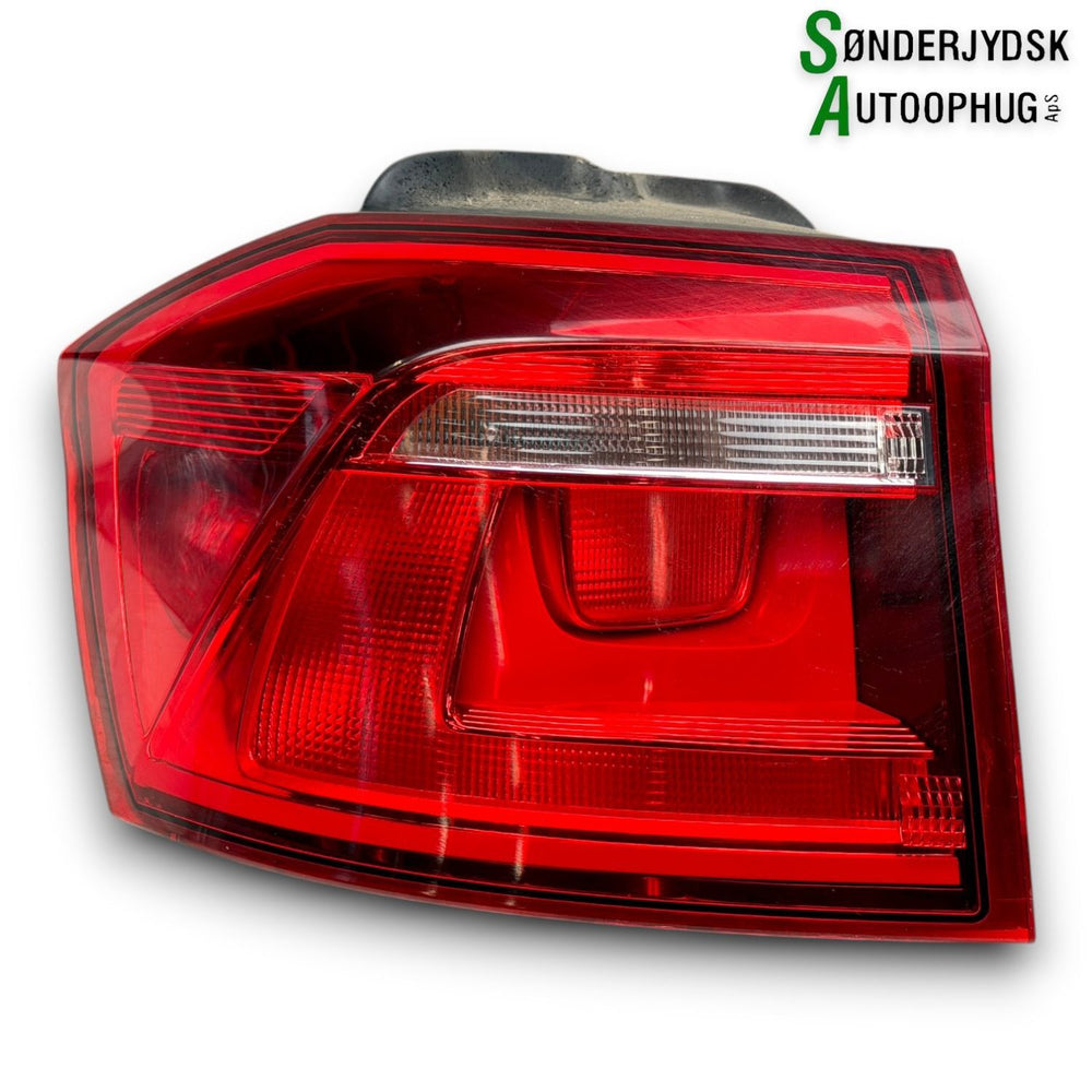 VW Golf Sportsvan Baglygte Med OEM Nr. 510945095R Fra VW Ophugger