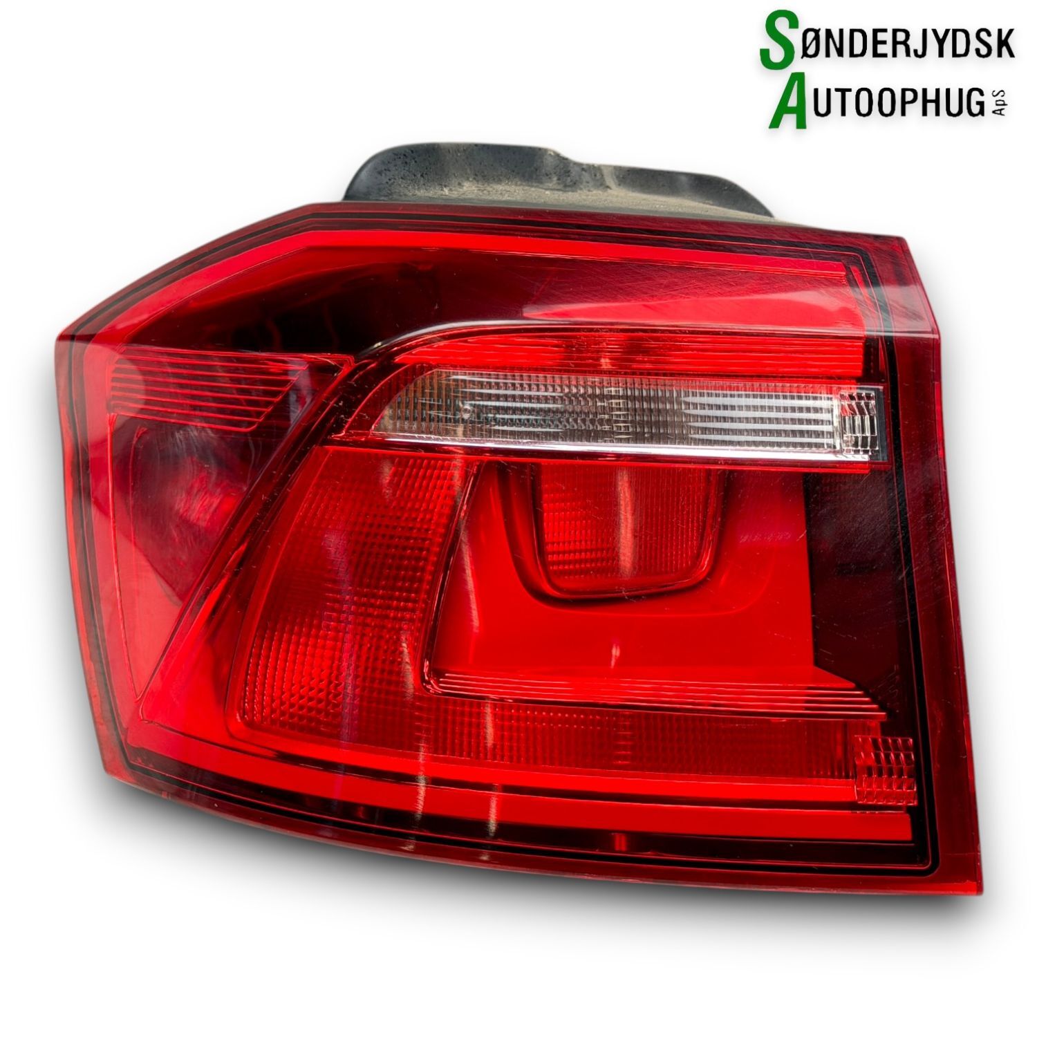VW Golf Sportsvan Baglygte Med OEM Nr. 510945095AE Fra VW Ophugger