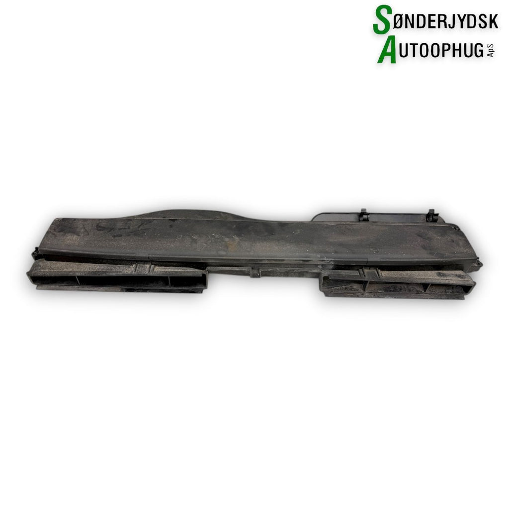 Skoda Octavia Luftindtag For Med OEM Nr. 5Q0129254H Fra Skoda Ophugger