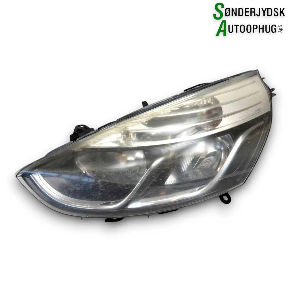 Renault Clio 4 Forlygte Med OEM Nr. 260603442R Fra Renault Ophugger