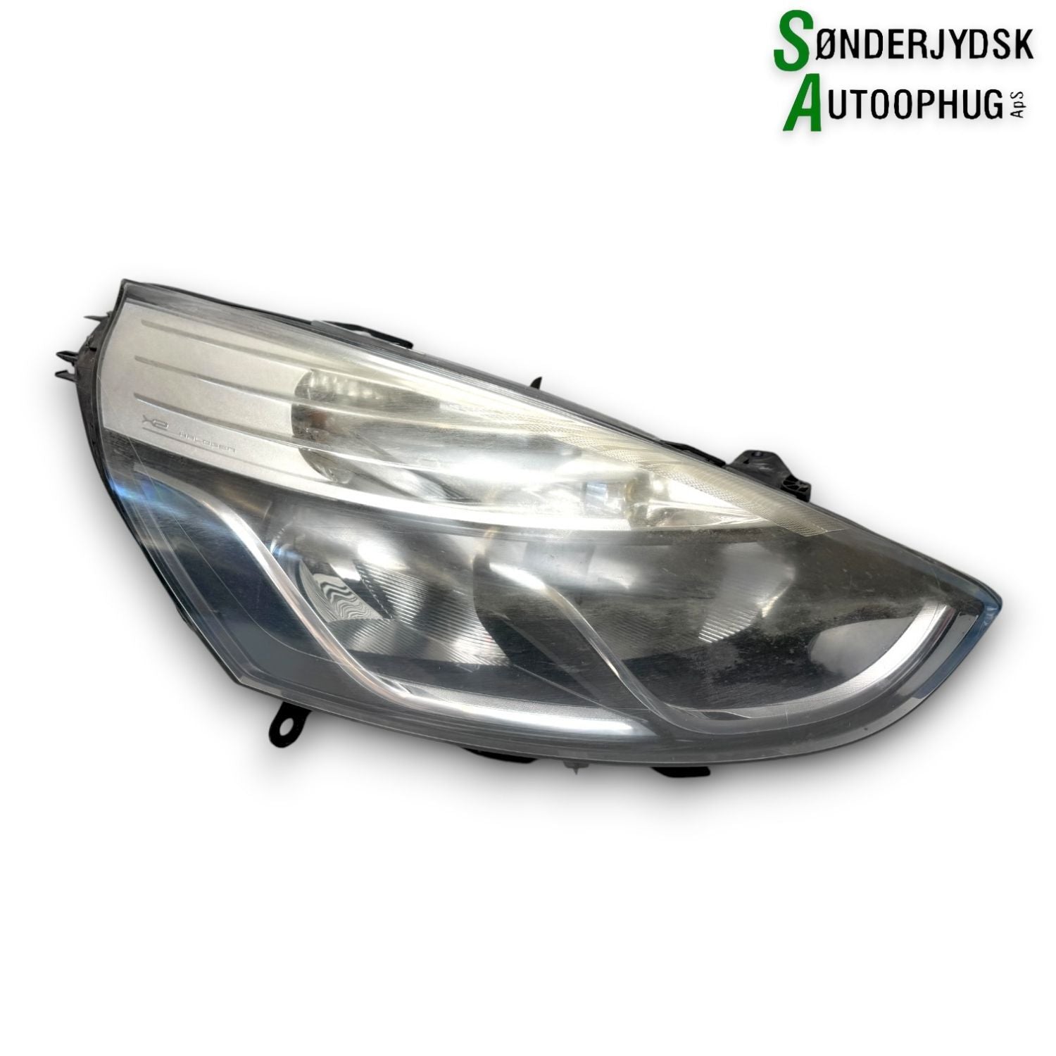Renault Clio 4 Forlygte Med OEM Nr. 260106624R Fra Renault Ophugger