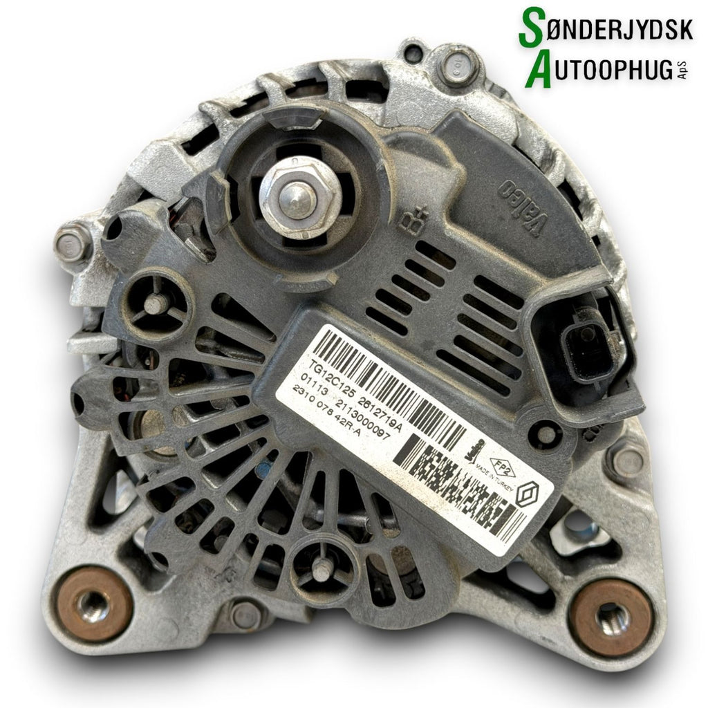 Renault Clio 4 Generator Med OEM Nr. 231001568 Fra Renault Ophugger