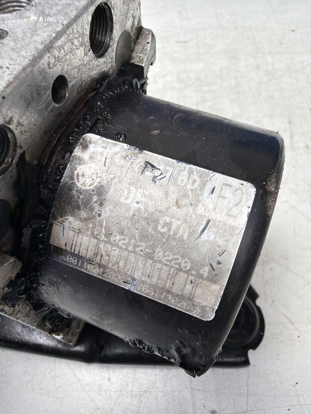 Skoda Octavia Retur ABS Pumpe Med OEM Nr. 10021202204 Fra Skoda Ophugger