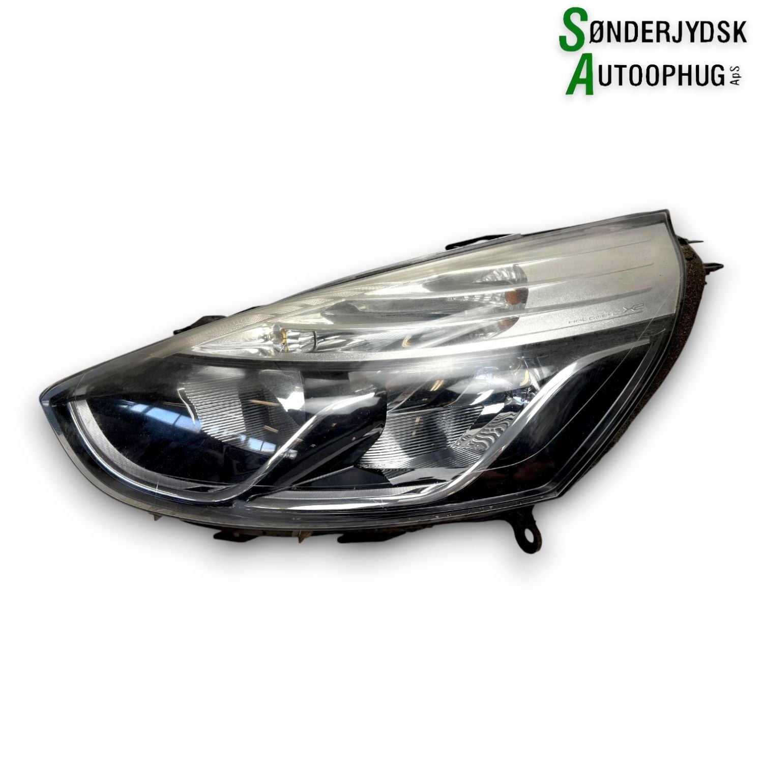 Renault Clio 4 Forlygte Med OEM Nr. 260601850R Fra Renault Ophugger