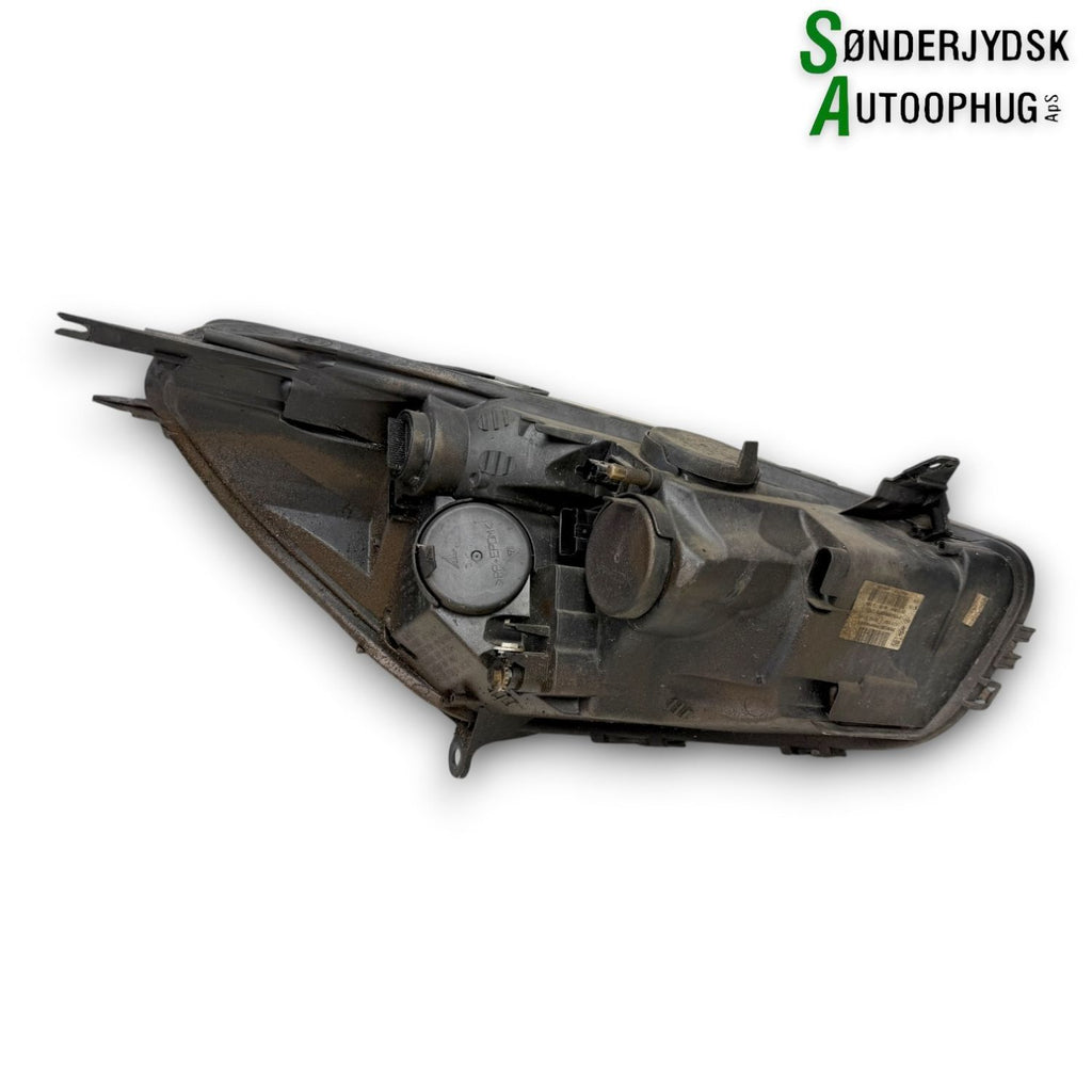 Renault Clio 4 Forlygte Med OEM Nr. 260603442R Fra Renault Ophugger