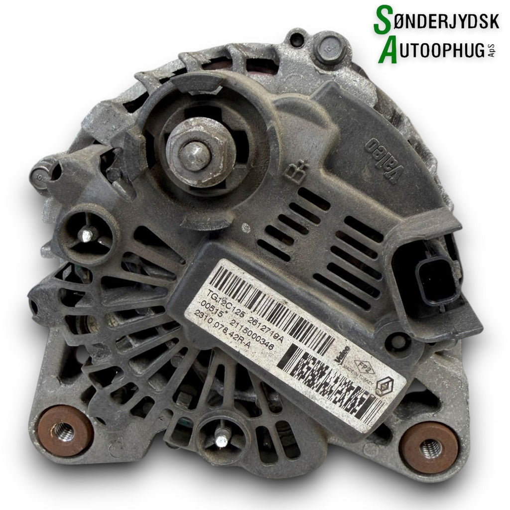 Renault Clio 4 Generator Med OEM Nr. 231000643R Fra Renault Ophugger
