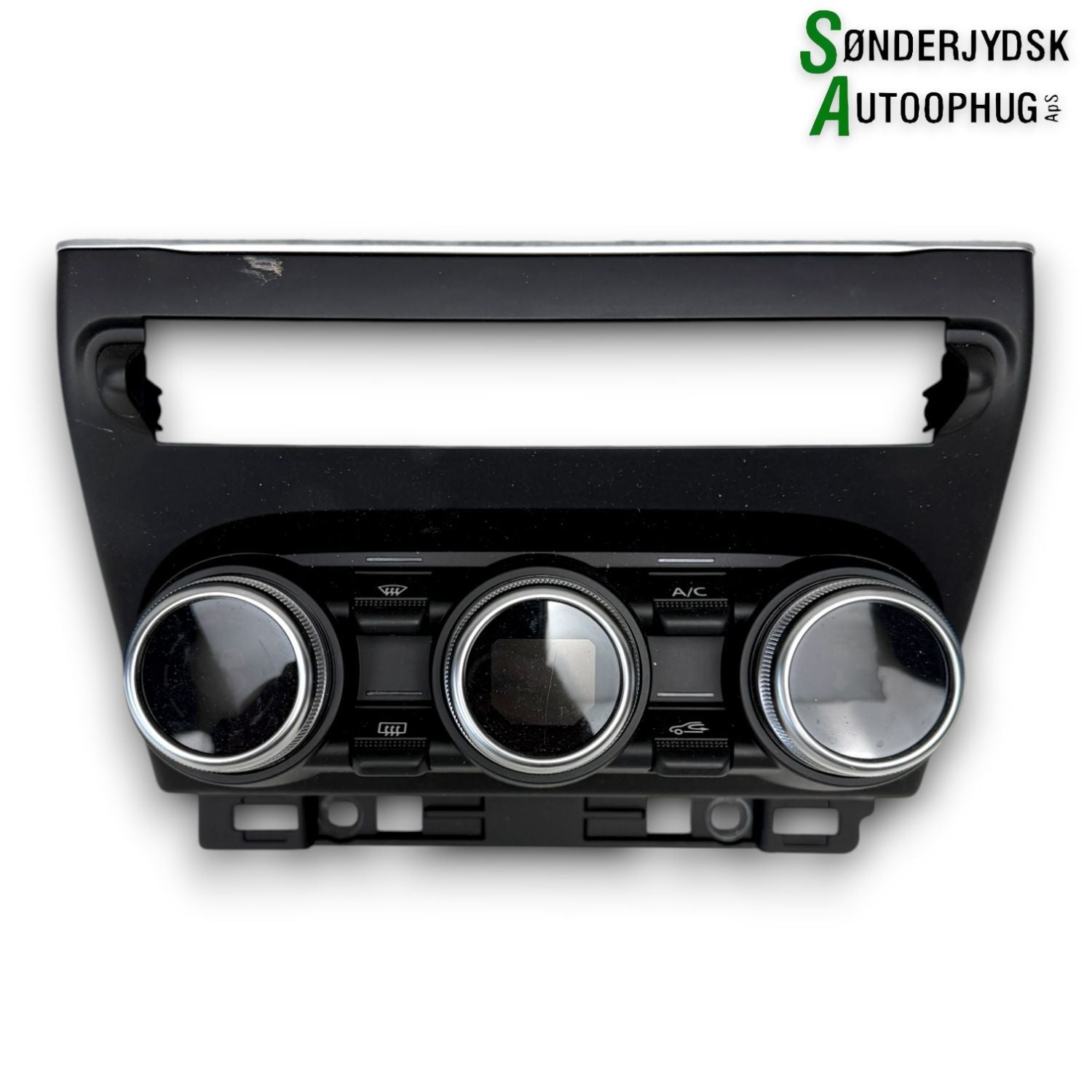 Renault Captur 2 Varmeregulering Med OEM Nr. 275100936R Fra Renault Ophugger