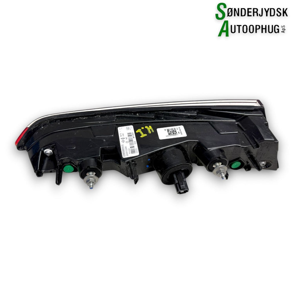 Renault Captur 2 Baglygte Med OEM Nr. 265501234R Fra Renault Ophugger