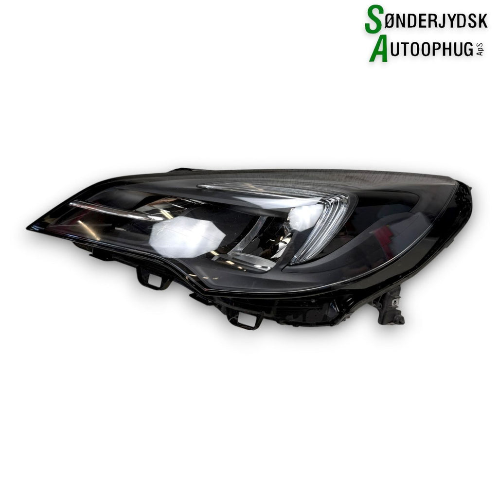 Opel Astra K Forlygte Med OEM Nr. 39179825 Fra Opel Ophugger