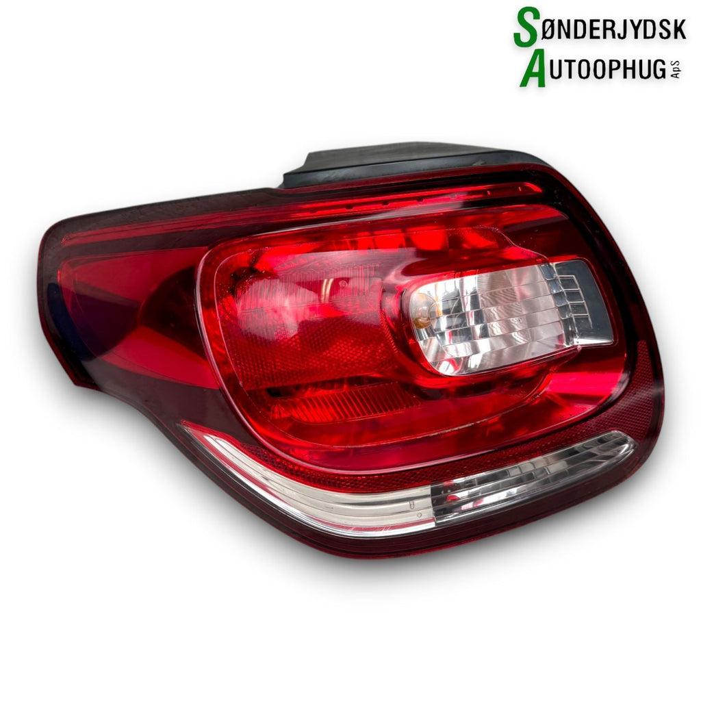Citroen Ds3 Baglygte Med OEM Nr. 9676973880 Fra Citroen Ophugger