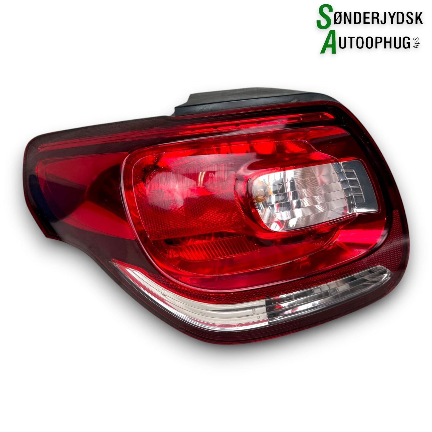 Citroen Ds3 Baglygte Med OEM Nr. 9676973880 Fra Citroen Ophugger