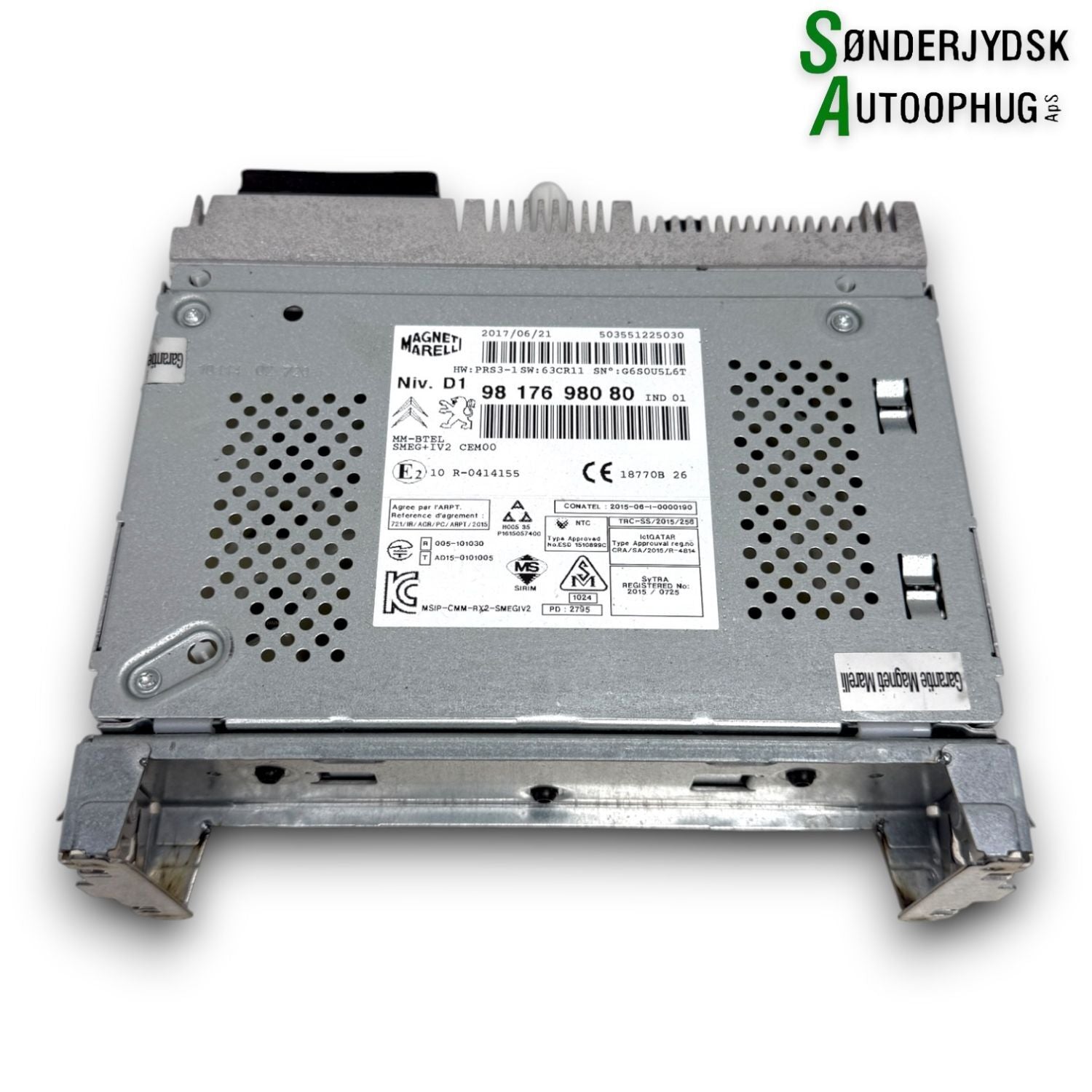 Citroen Ds3 Radio Med OEM Nr. 1681014180 Fra Citroen Ophugger