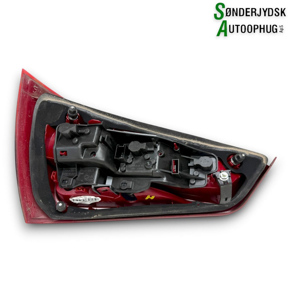 Audi A1 Baglygte Med OEM Nr. 8X0945094D Fra Audi Ophugger