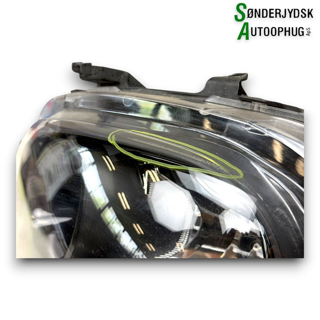 Citroen C3 III Forlygte Med OEM Nr. 9820059680 Fra Citroen Ophugger