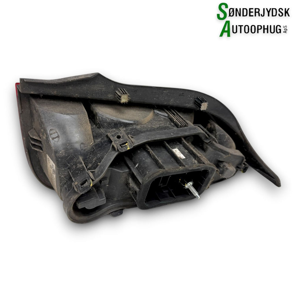 Skoda Citigo Baglygte Med OEM Nr. 1ST945257 Fra Skoda Ophugger