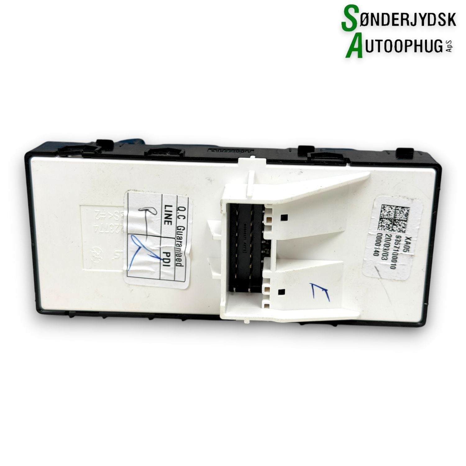 Hyundai I20 Nl Kontakt Rudehejs Med OEM Nr. 93571Q00104X Fra Hyundai Ophugger