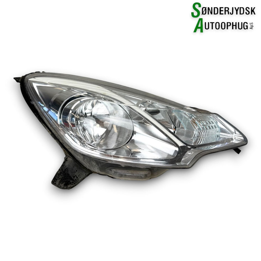 Citroen C3 II Forlygte Med OEM Nr. 1606930080 Fra Citroen Ophugger