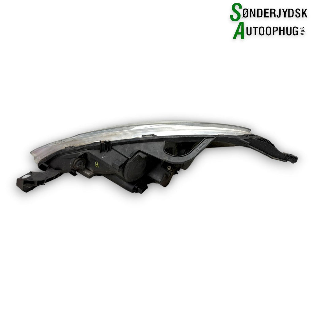 Citroen C3 II Forlygte Med OEM Nr. 1606930080 Fra Citroen Ophugger