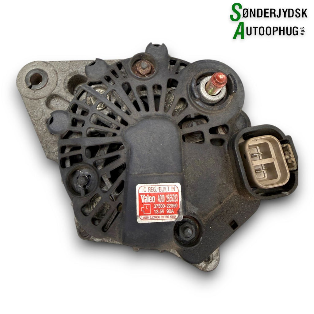 Hyundai Getz Generator Med OEM Nr. 3730022650 Fra Hyundai Ophugger