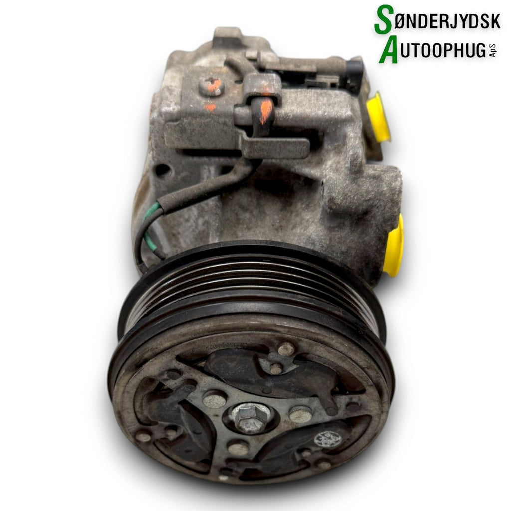 Opel Karl Aircondition Pumpe Med OEM Nr. 94551797 Fra Opel Ophugger