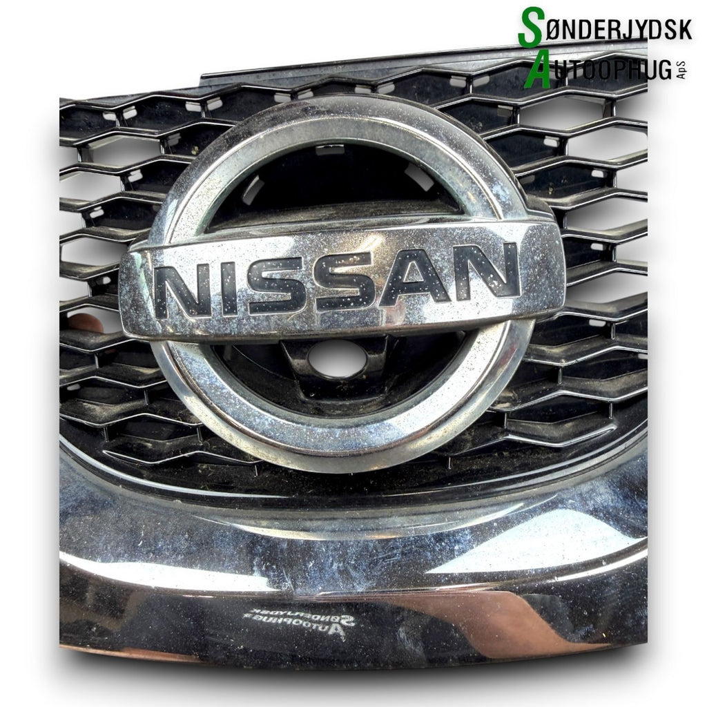 Nissan Qashqai Frontgitter Med OEM Nr. 623104EA0D Fra Nissan Ophugger