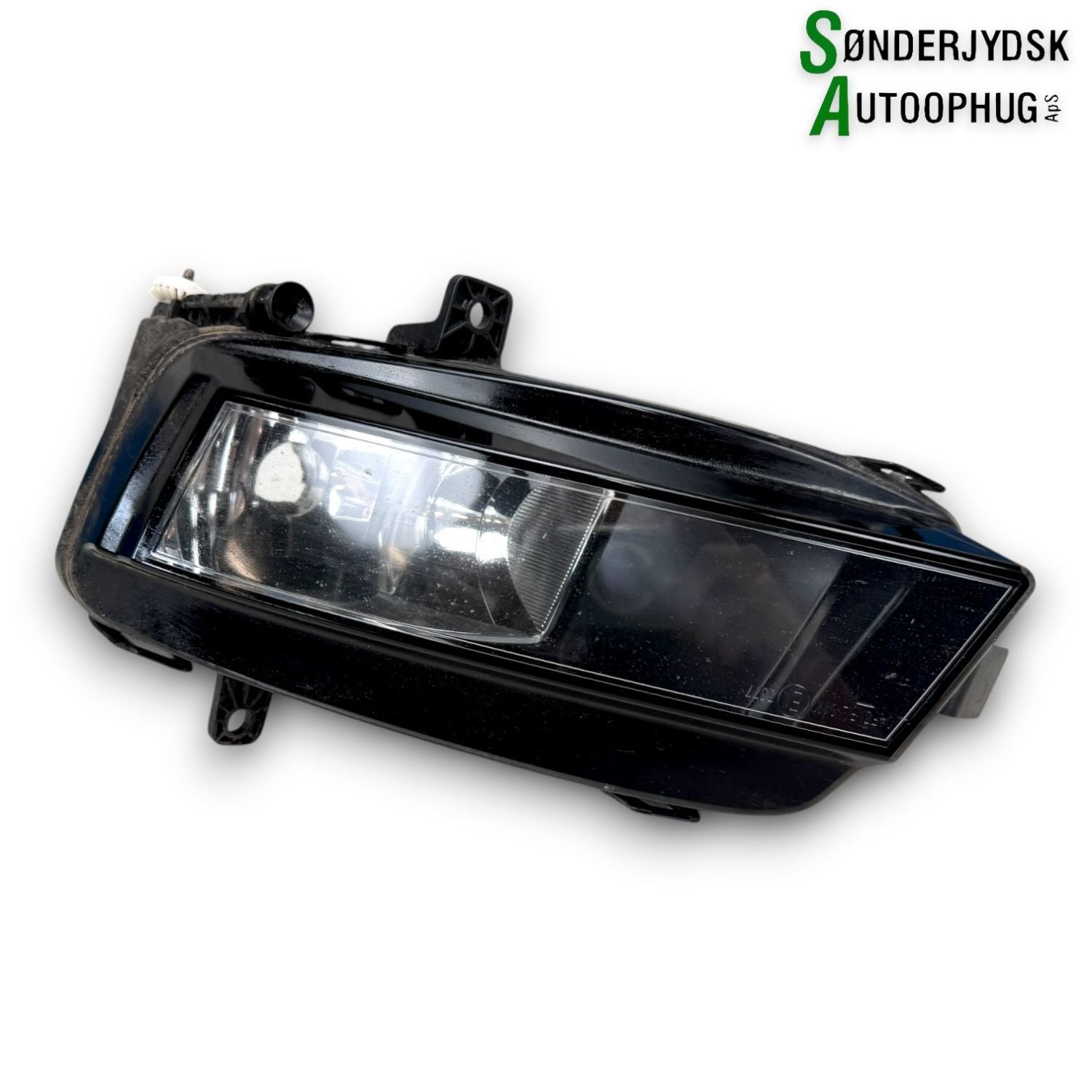 VW Golf 7 Au Tågelygte For Med OEM Nr. 5G0941661J Fra VW Ophugger