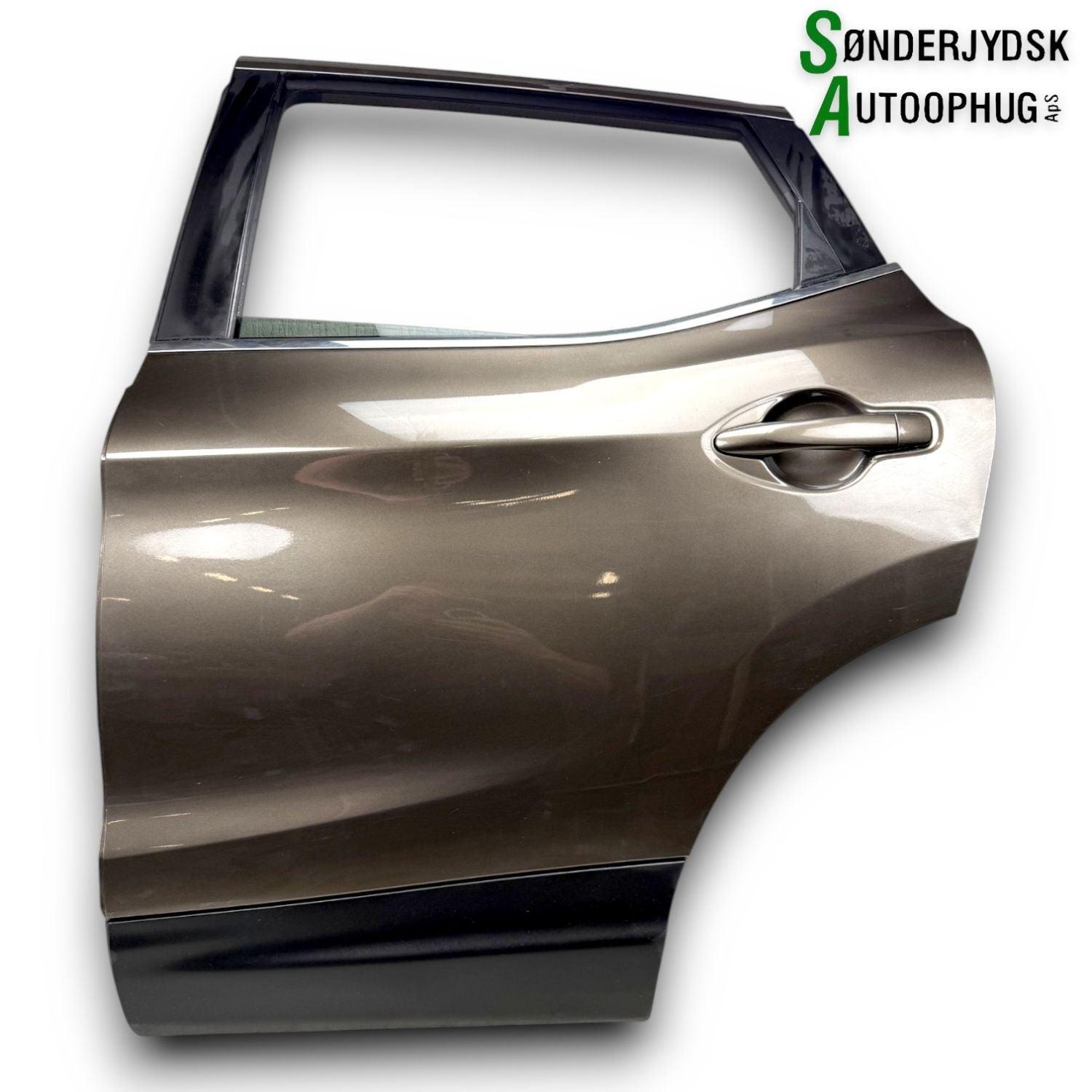Nissan Qashqai Bagdør V Med OEM Nr. H21534EAMA Fra Nissan Ophugger