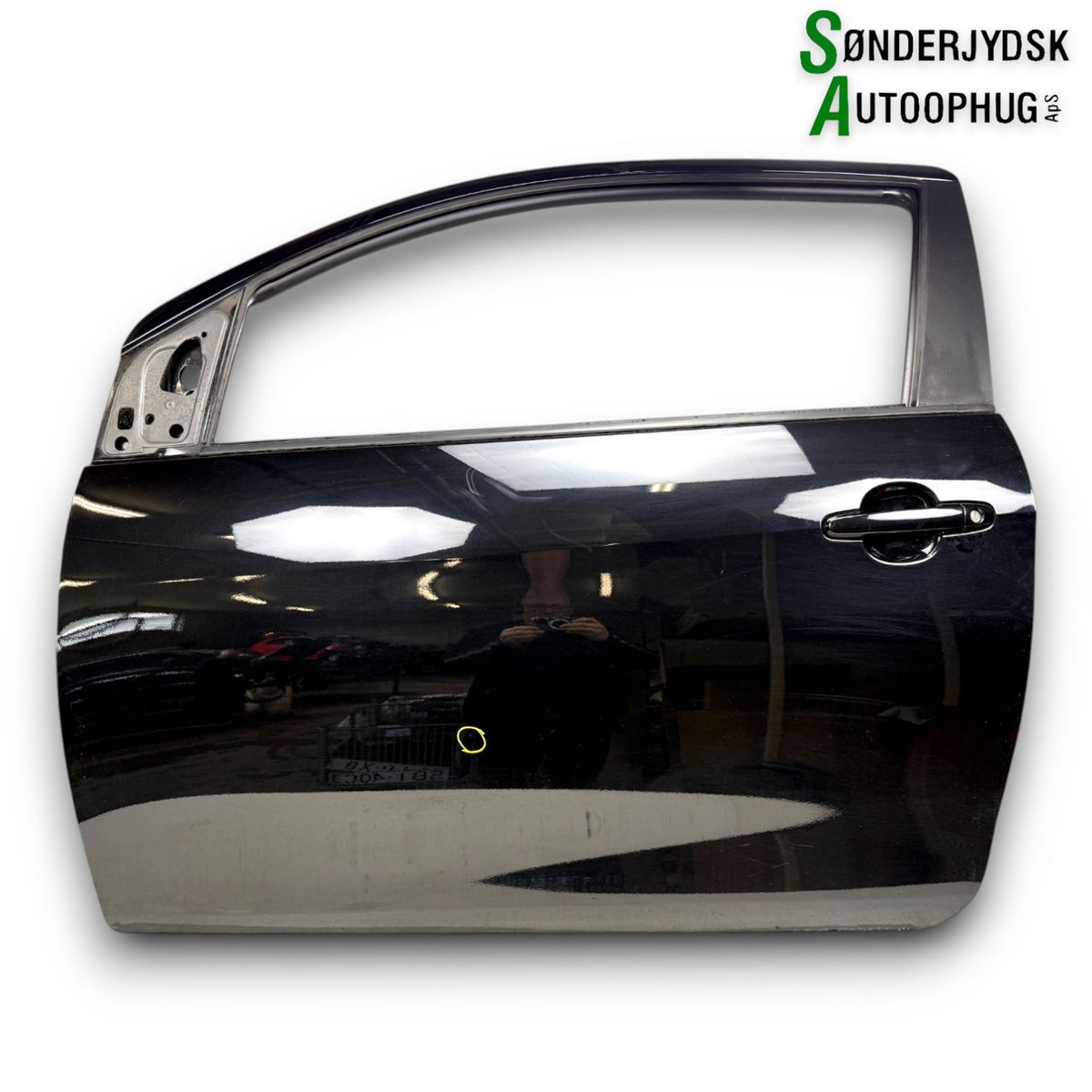 Peugeot 108 Dør V 2 Dørs Med OEM Nr. 1612111080 Fra Peugeot Ophugger