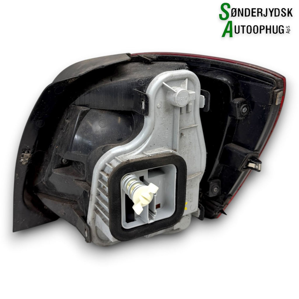VW Polo 6R Baglygte Med OEM Nr. 6R0945095G Fra VW Ophugger