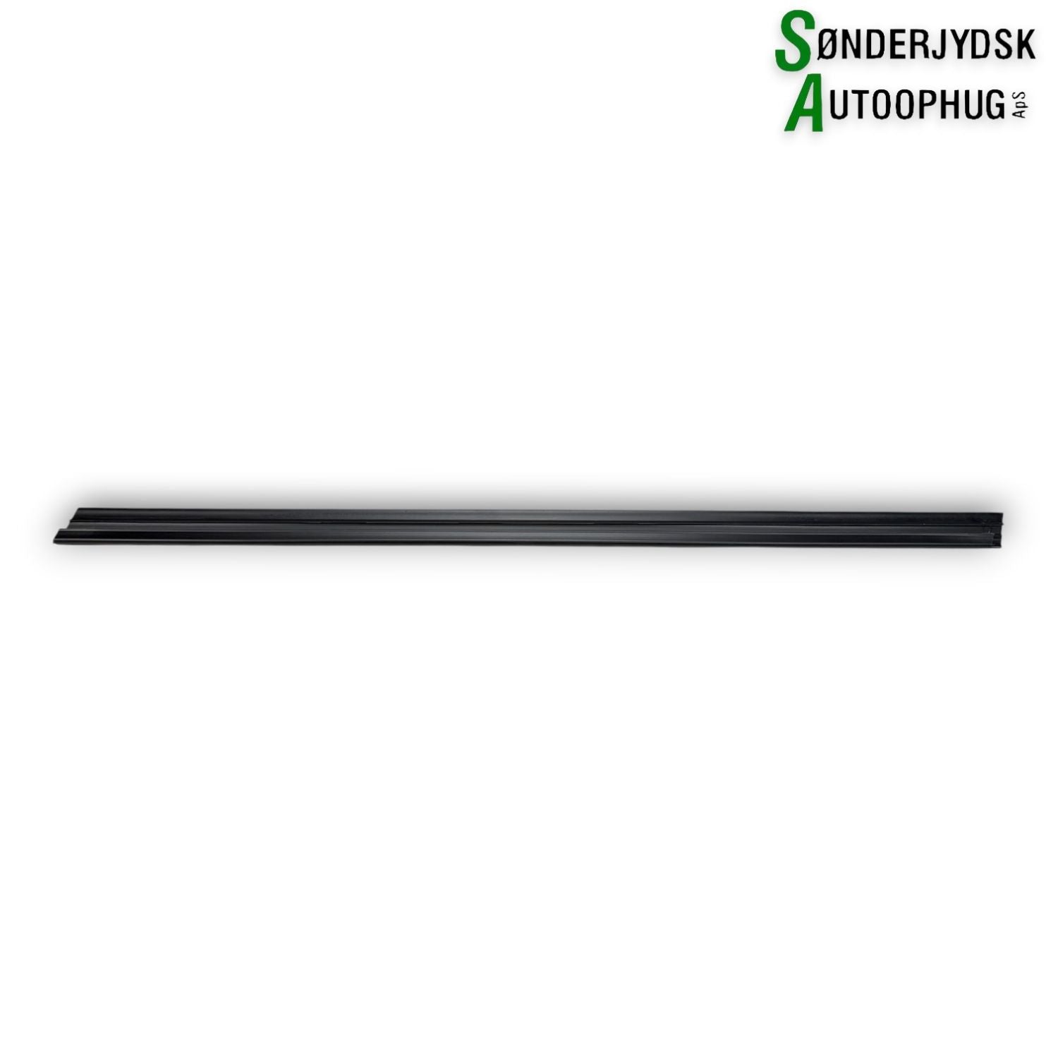Skoda Octavia Skrabeliste Med OEM Nr. 5E0837480 Fra Skoda Ophugger