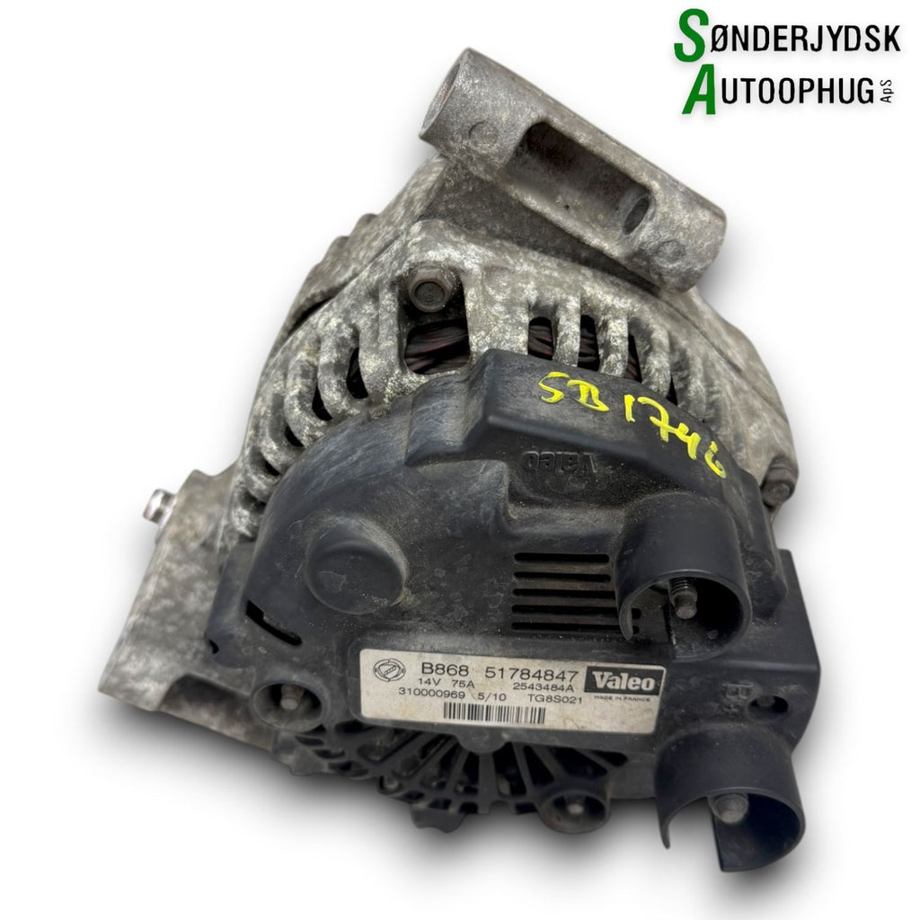 Fiat Grande Punto Generator Med OEM Nr. 51784847 Fra Fiat Ophugger